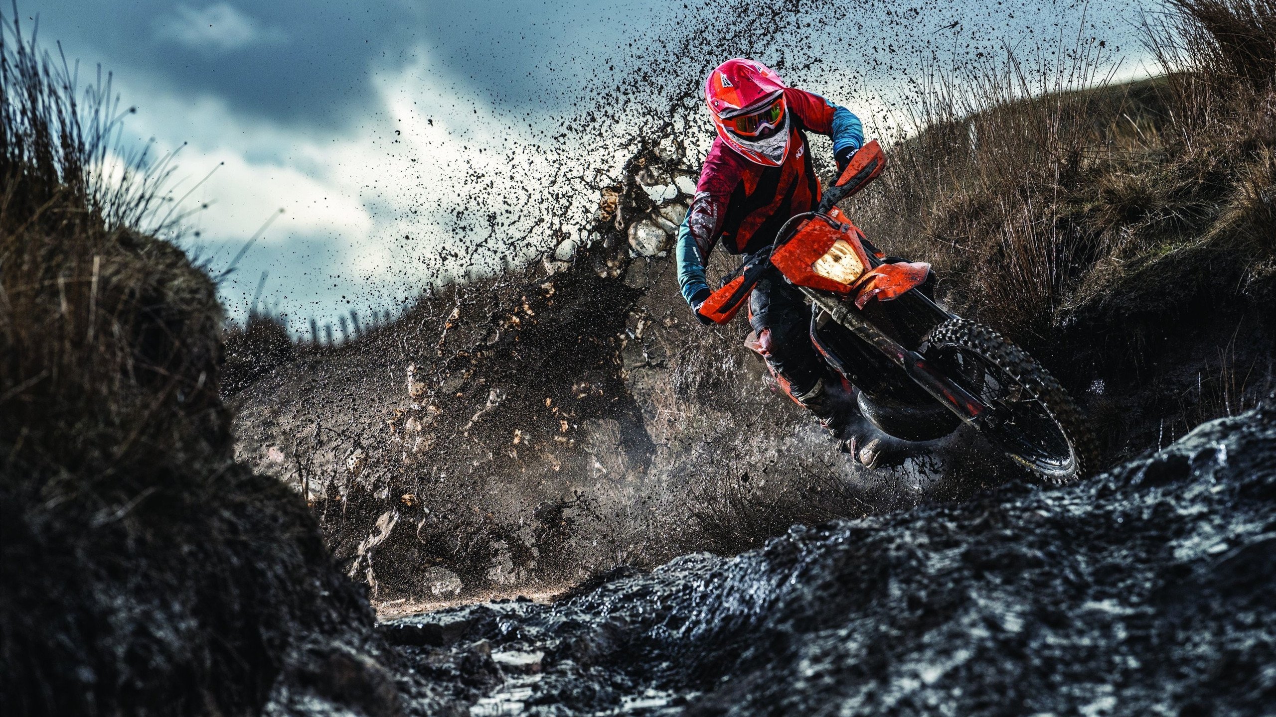 _爵士攻防两端振奋人心，战绩持续上涨_，爵士rnb